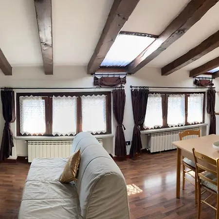 Loft Zona Istria-bicocca * Милан